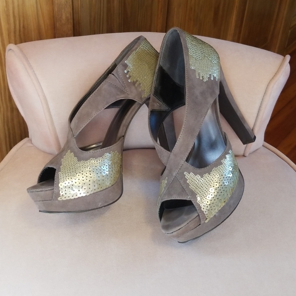 Grey suede with gold sequin platform heels 8.5M